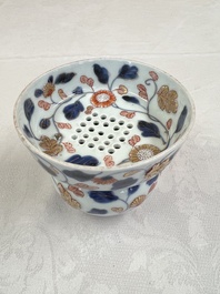 A rare Japanese Imari container or stand with floral design, Edo, early 18th C.