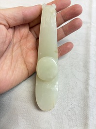 A fine Chinese white jade 'Dragon' belt hook, Qing