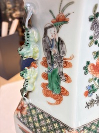 A pair of large Chinese famille verte hexagonal 'Si Ai Tu 四愛圖' vases, 19th C.