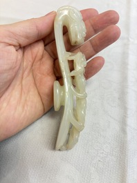 A fine Chinese white jade 'Dragon' belt hook, Qing