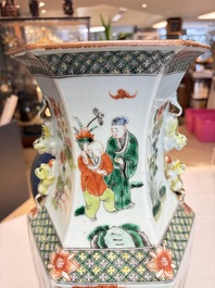 A pair of large Chinese famille verte hexagonal 'Si Ai Tu 四愛圖' vases, 19th C.