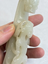 A fine Chinese white jade 'Dragon' belt hook, Qing