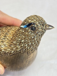 A pair of Chinese enamelled gilt-silver quail-form boxes and covers, 19/20th C.