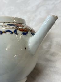 A Chinese armorial export 12-piece tea service with crowned monograms, Qianlong