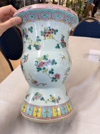 A Chinese famille rose spittoon, a famille verte covered double-gourd vase and a gilt-decorated coral-red-ground hat stand, Daoguang mark, 19th C.