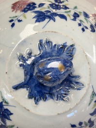 A Chinese blue and white jardini&egrave;re with stand, a 'Chilong' jar and a famille rose covered tureen, Guanyao 官窑 mark, 19th C.
