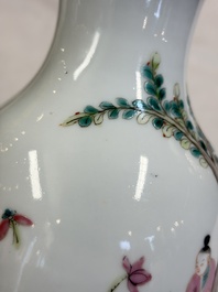 Three Chinese enamelled blue and white covered bowls on stands and a famille rose vase, Kangxi and Tongzhi mark, 19/20th C.