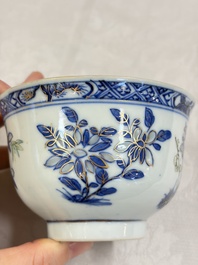 Three Chinese enamelled blue and white covered bowls on stands and a famille rose vase, Kangxi and Tongzhi mark, 19/20th C.