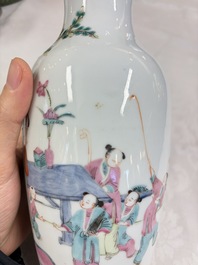 Three Chinese enamelled blue and white covered bowls on stands and a famille rose vase, Kangxi and Tongzhi mark, 19/20th C.