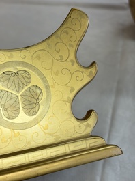 A Japanese Shibayama lacquer taiko drum-shaped casket on its original stand, Taisho, 19/20th C.