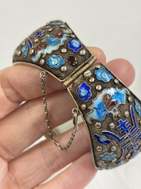 A Chinese jade-inset enamelled silver 'Butterfly' bracelet, 20th C.