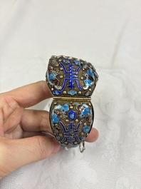 A Chinese jade-inset enamelled silver 'Butterfly' bracelet, 20th C.