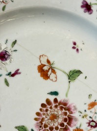 17 Chinese blue, white and famille rose plates and an Imari-style tea caddy, Kangxi/Qianlong