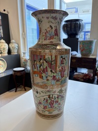 An extensive group of 23 Chinese Canton famille rose wares, 19th C.