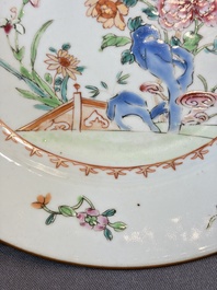 17 Chinese blue, white and famille rose plates and an Imari-style tea caddy, Kangxi/Qianlong