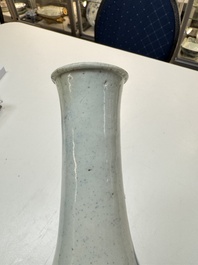 A Korean blue and white 'Dragon' bottle vase, Joseon, 19th C.