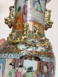 An extensive group of 23 Chinese Canton famille rose wares, 19th C.