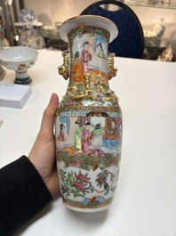 An extensive group of 23 Chinese Canton famille rose wares, 19th C.