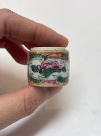 An extensive group of 23 Chinese Canton famille rose wares, 19th C.