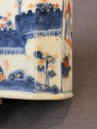 17 Chinese blue, white and famille rose plates and an Imari-style tea caddy, Kangxi/Qianlong