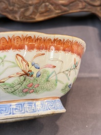 A group of 14 Chinese and Samson, Paris porcelain wares, 18/19th C.