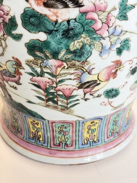 A pair of Chinese famille rose 'Roosters' vases and covers, 19th C.