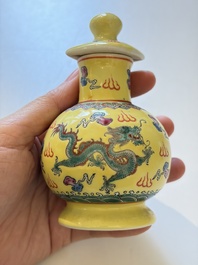 Ten Chinese famille rose and verte wares, Qianlong and Jing De Zhen 景德鎮 marks, 20th C.