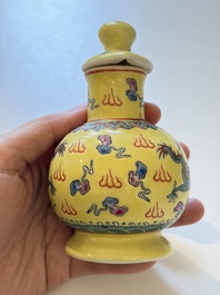Ten Chinese famille rose and verte wares, Qianlong and Jing De Zhen 景德鎮 marks, 20th C.