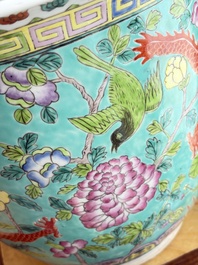 A pair of Chinese famille rose Dayazhai-style 'Dragon' jardini&egrave;res, 20th C.