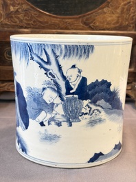 A Chinese blue and white 'Fisherman' brush pot, 20th C.