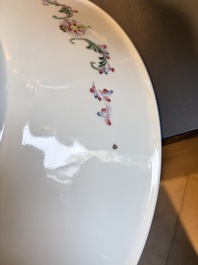 A Chinese famille rose 'Eight Immortals' dish and an 'Elegant Beauties' vase, Qianlong and Jingdezhen 景德鎮 mark, 20th C.
