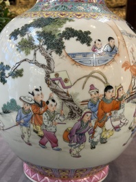 Eight Chinese famille rose vases, Qianlong and Jing De Zhen 景德鎮 marks, 20th C.