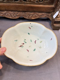 A group of 14 Chinese and Samson, Paris porcelain wares, 18/19th C.