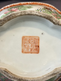 A group of 14 Chinese and Samson, Paris porcelain wares, 18/19th C.