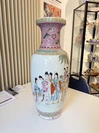 Eight Chinese famille rose vases, Qianlong and Jing De Zhen 景德鎮 marks, 20th C.