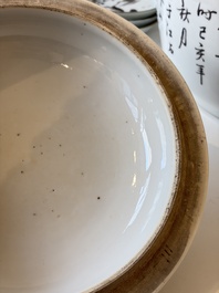 Two Chinese famille rose covered bowls and three grisaille saucers, Tongzhi and Qinghua Ciye Gongsi 慶華瓷業公司 marks, one signed Zi Wen 子文, 19/20th C.