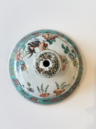 A pair of Chinese famille rose 'Roosters' vases and covers, 19th C.
