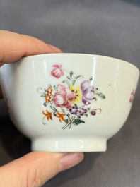A group of 14 Chinese and Samson, Paris porcelain wares, 18/19th C.