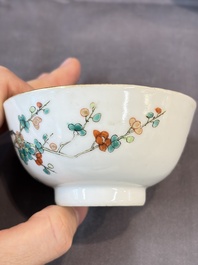 A group of 14 Chinese and Samson, Paris porcelain wares, 18/19th C.