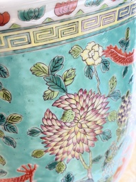 A pair of Chinese famille rose Dayazhai-style 'Dragon' jardini&egrave;res, 20th C.