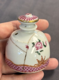 A large collection of 47 Chinese covers and lids, 18/20th C.