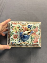A large collection of 47 Chinese covers and lids, 18/20th C.