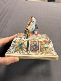 A large collection of 47 Chinese covers and lids, 18/20th C.