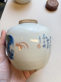 A Chinese blue and white covered jar and two polychrome-decorated jarlets with wooden covers, 18/19th C.