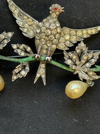 Roger Jean Pierre (ca. 1910 -1984) for Christian Dior: A rare silver 'En Tremblant' bird brooch with enamel, paste and glass pearls, 1958