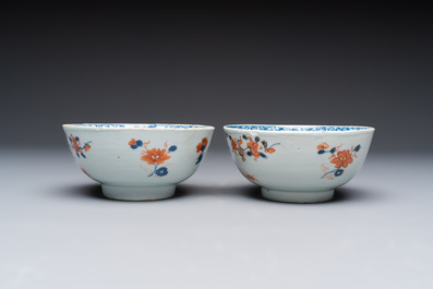11 Chinese Imari-style and blue and white wares, Yongzheng/Qianlong