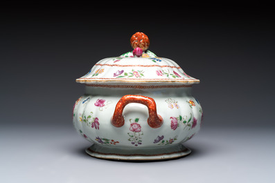 A Chinese famille rose covered tureen and stand with floral design, Qianlong