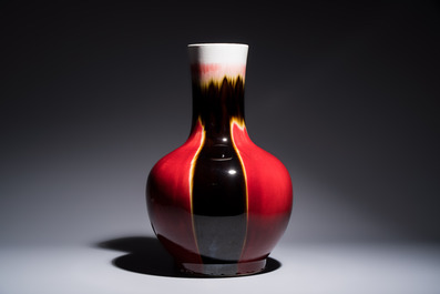 A Chinese flamb&eacute;-glazed tianqiu ping vase on foldable stand, Jingdezhen mark, 20th C.
