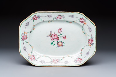 Two Chinese famille rose serving dishes and six plates with floral design, Qianlong