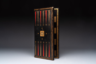 A Chinese Canton gilt-lacquered backgammon board, 19th C.